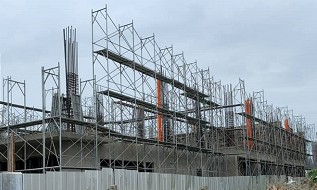 小偉鷹架高雄鷹架工程：橋樑下方支撐架