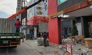 小偉鷹架高雄鷹架出租：臨時活動舞台鷹架