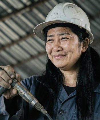 五七鐵皮屋材料管裡 小杰